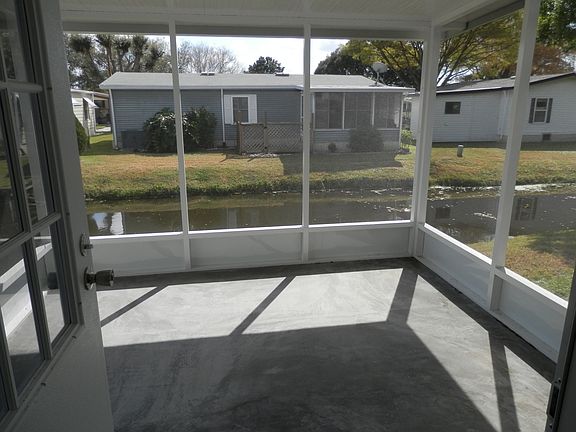5th image of 636 N Edgewater Dr