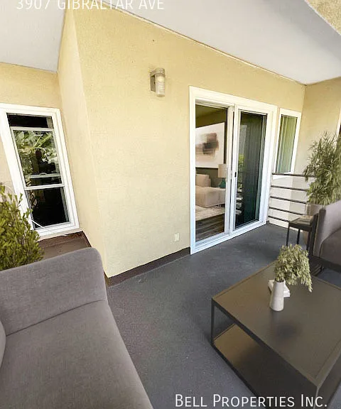 3907 Gibraltar Ave — Photo 6