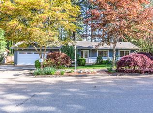 4555 Wildwood St, Lake Oswego, OR 97035