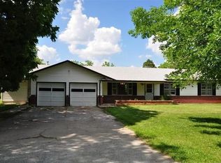 324 W Virginia Rd, Andover, KS 67002