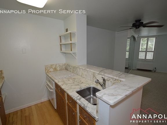5th image of 316 Burnside St APT 306