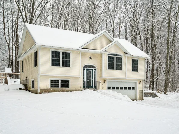 19 Havlina Lane, Sanford, ME 04073