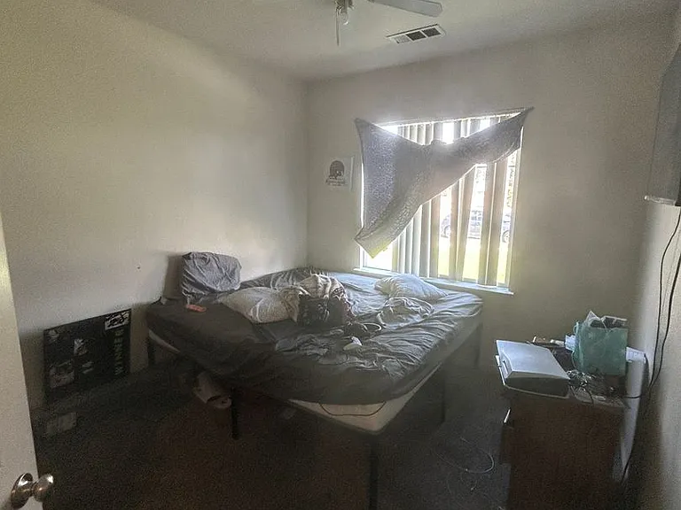 1793 Castle Way — Photo 8