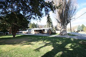 3rd image of 5883 Pioneer Dr