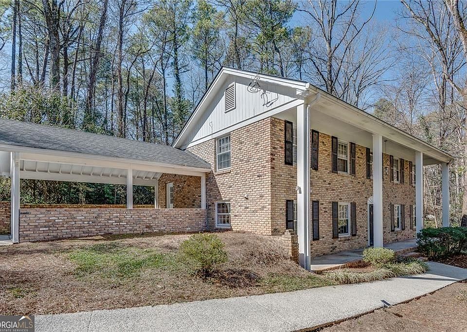 1st image of 3560 Embry Cir