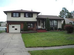 1st image of 85 Tomcyn Dr