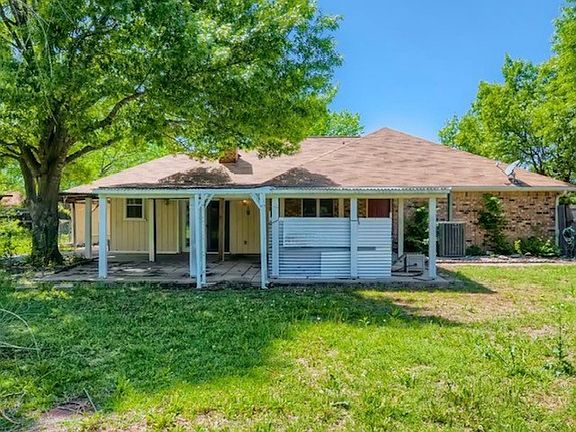 3rd image of 3106 Sanger Creek Way