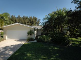 901 45th Ave NE, Saint Petersburg, FL 33703
