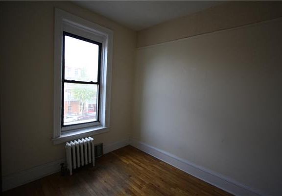4th image of 647 4th Ave APT 12