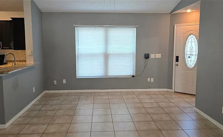 3412 Palm Beach Dr — Photo 6
