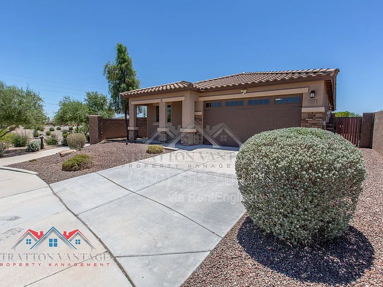 17113 W Diana Ave — Photo 3