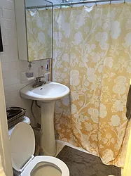 Rented by Salon Realty Corp