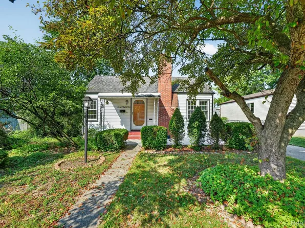 28805 Melvin St, Roseville, MI 48066