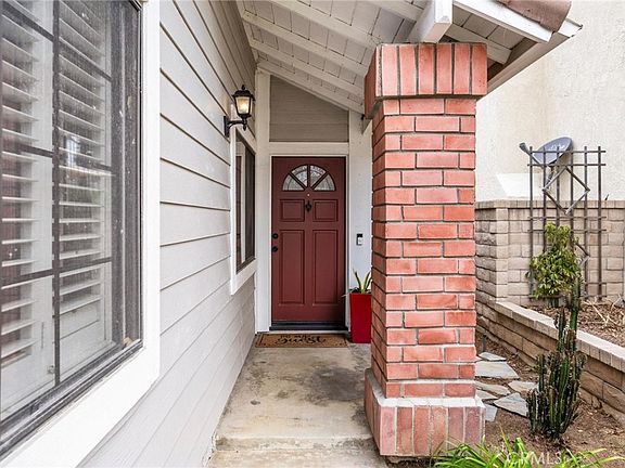 2nd image of 1213 Eckenrode Way