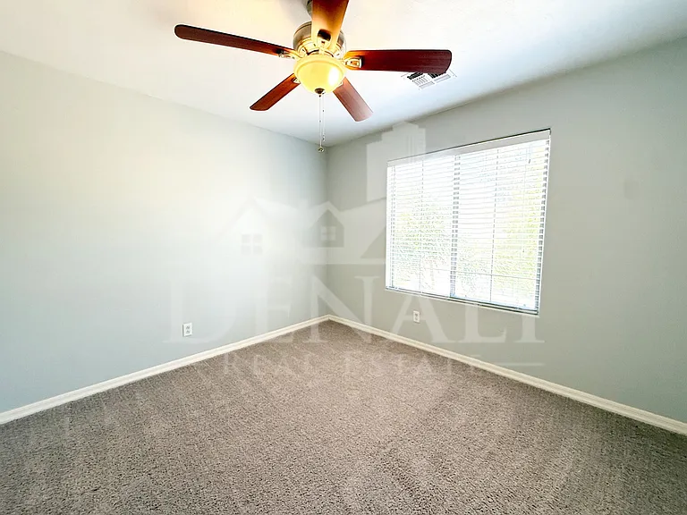 3998 W Roundabout Cir — Photo 18
