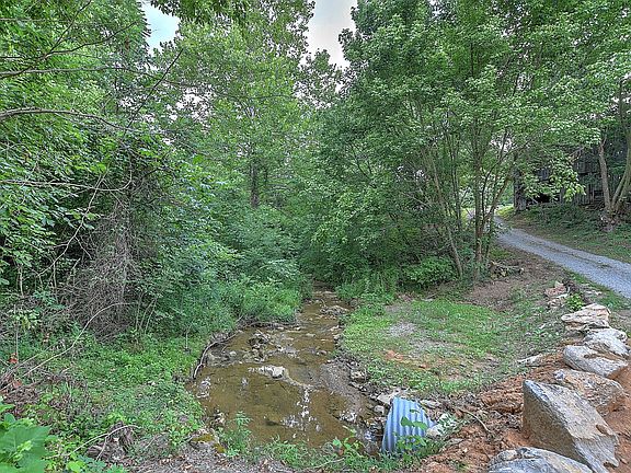 3rd image of 124 Highway 394
