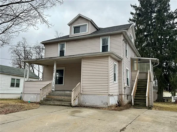 68 N Franklin St, Corning, NY 14830