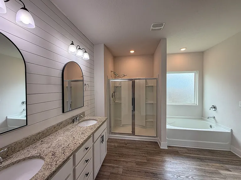 6169 Jenks Dr — Photo 10