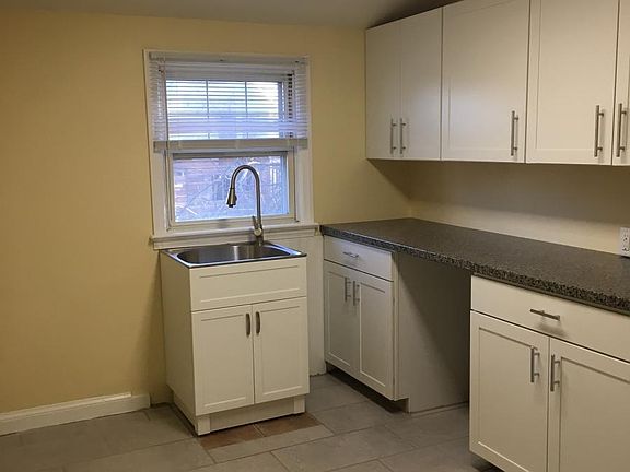 Eat in Kitchen