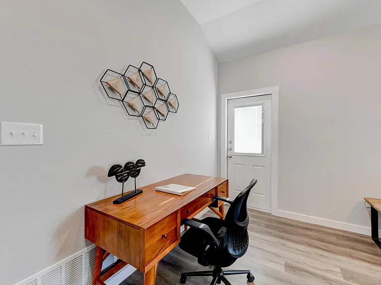 4019 Keller Rd #B — Photo 28
