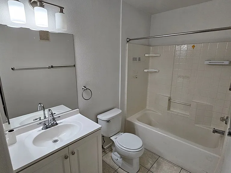 4955 Lindell Rd #221 — Photo 10