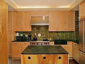 1st image of 661 Amsterdam Ave #3B