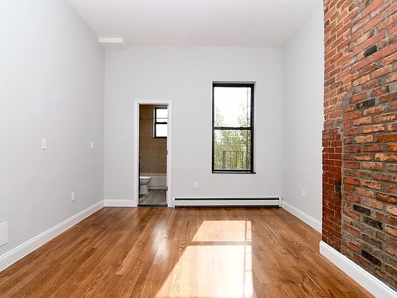 4th image of 170 Wyckoff Ave #3D