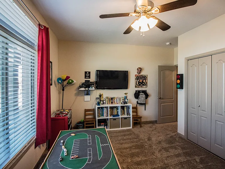 1155 Santiago St — Photo 30