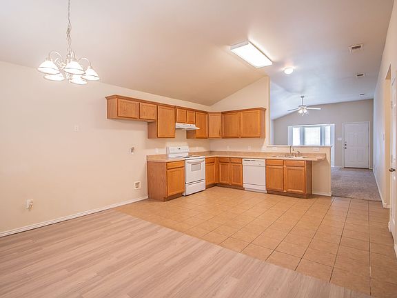 3rd image of 6606 37th St