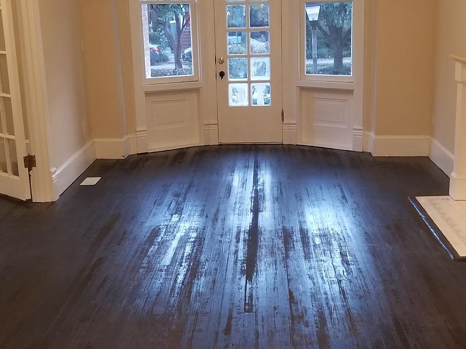 beautiful family room leading to balcony
