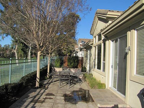 3rd image of 5845 Killarney Cir