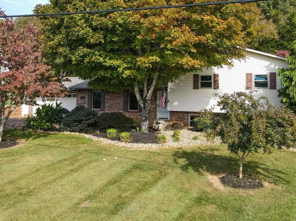 985 Pinewood Cir, Morristown, TN 37814