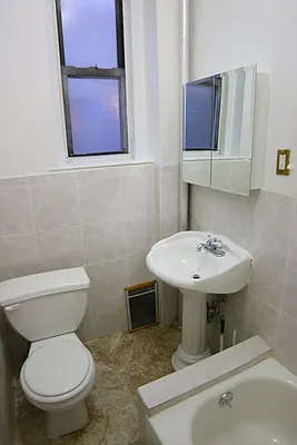 Rented by Brooklyn Blocks Real Estate | media 8