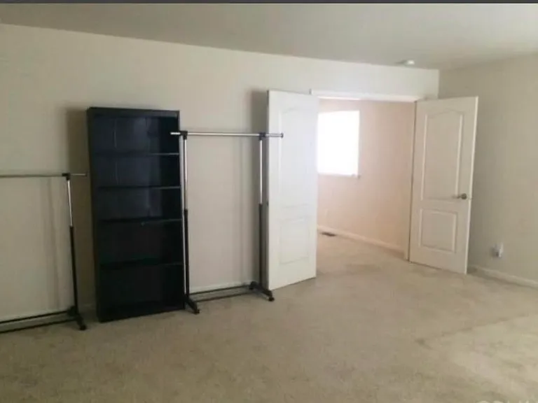 1255 Daylight Dr — Photo 3