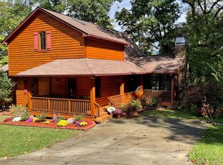 654 Rivendell Dr, Hiawassee, GA 30546