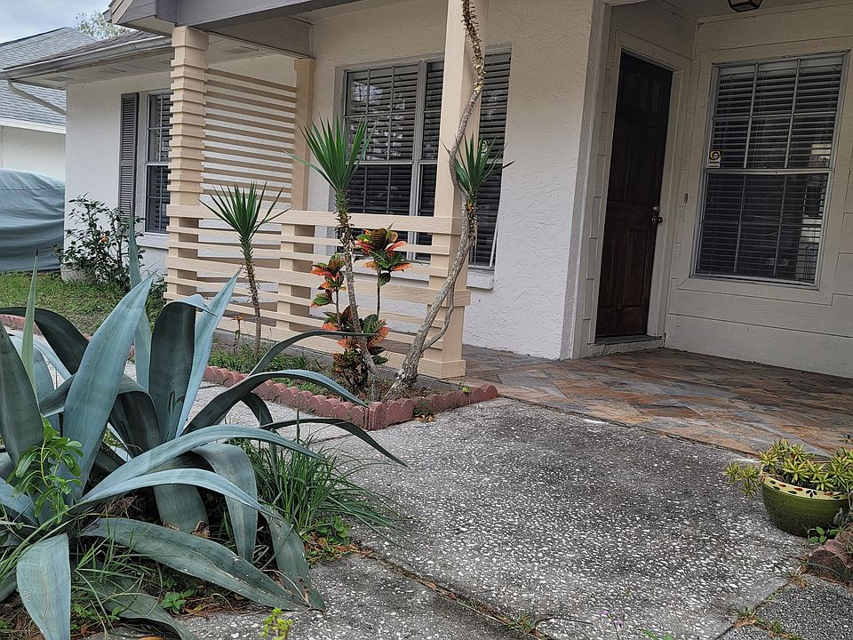 1st image of 3220 Laurel Dale Dr