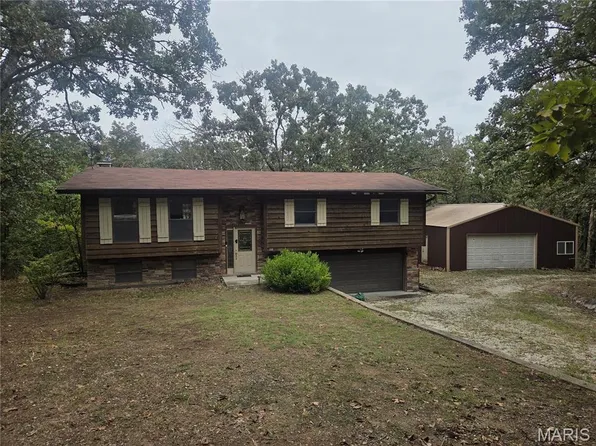 118 Jewel Dr, Winfield, MO 63389