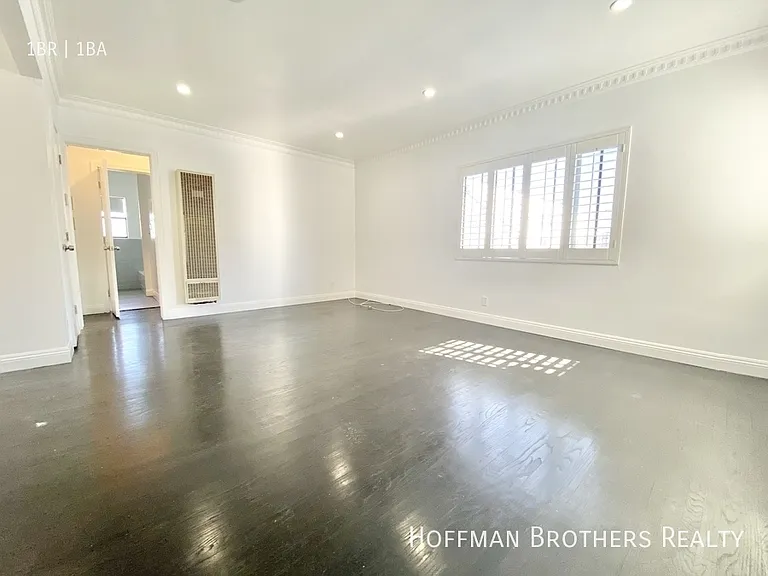1830 S Cloverdale Ave #4 — Photo 7