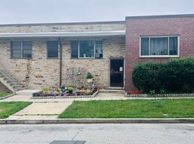 2919 Alvarado Sq, Baltimore, MD