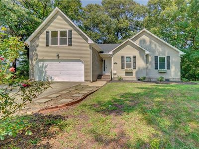 6 Compass Ct, Portsmouth, VA, 23703