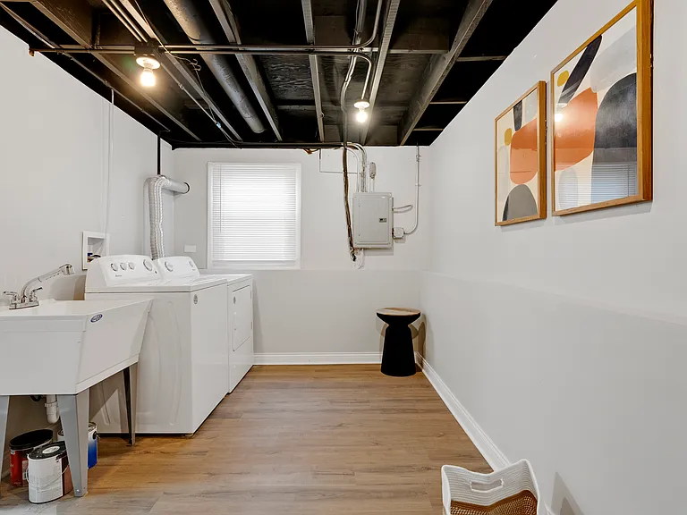 1700 Walnut Ave — Photo 27