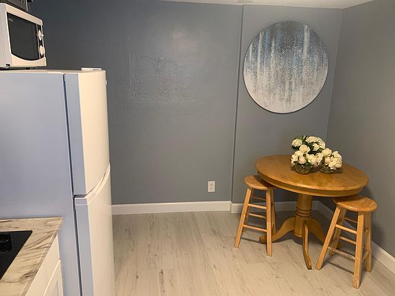 5th image of 4878 NE 15TH Avenue