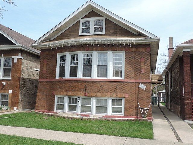 1st image of 2711 Cuyler Ave
