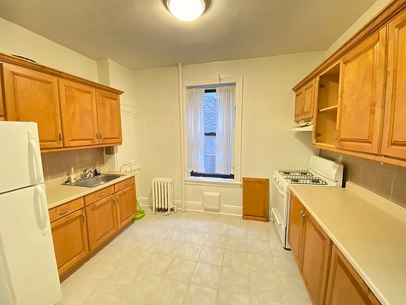 3rd image of 43-22 49th St #1C