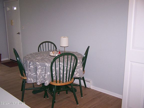 4th image of 39B Cambridge Court