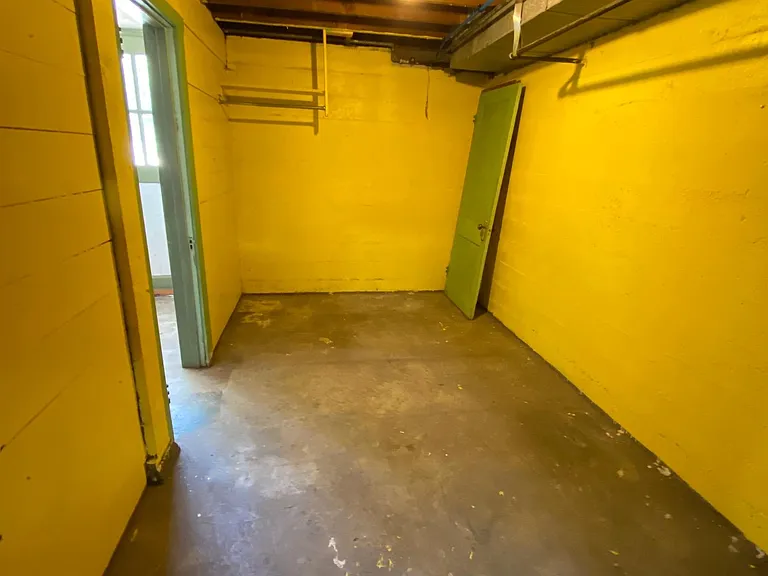 625 Forest St — Photo 7