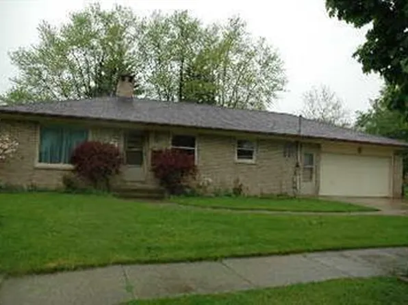 321 Graham Rd NW, Grand Rapids, MI 49504