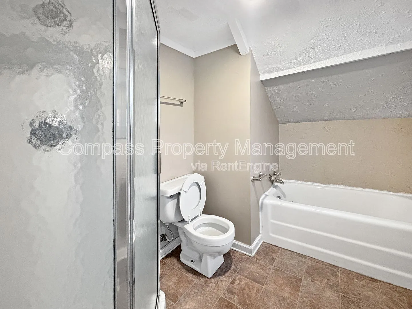Studio, 1.0 bath, 600 sqft, $1,095 — Photo 2