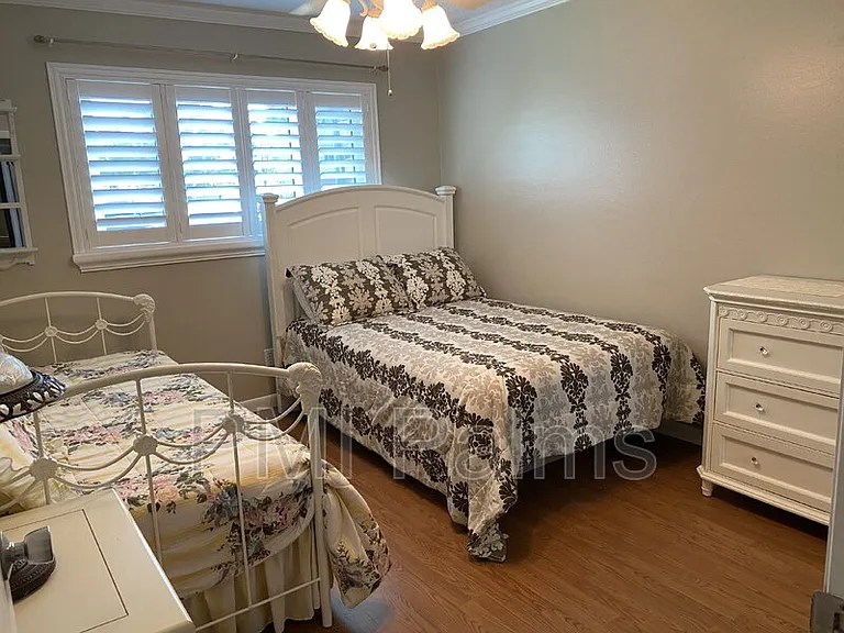 2456 Ecuadorian Way #22 — Photo 31