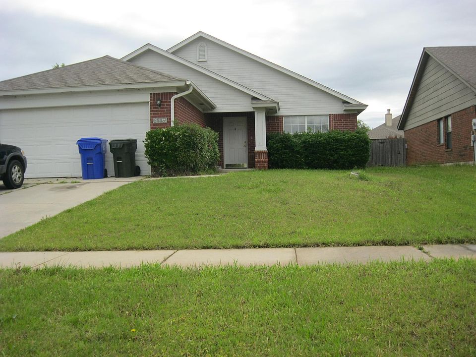 1st image of 2005 Cloverdale Ln